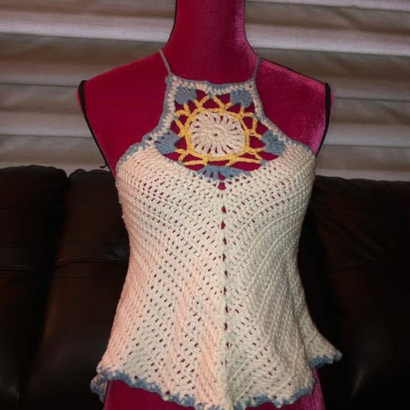 Crochet tops - Picture 1 of 2